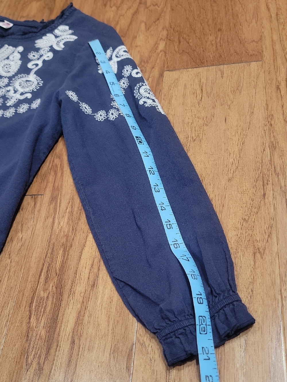 Mumianxiu Navy Blue Embroidered Peasant Top - Picture 10 of 12